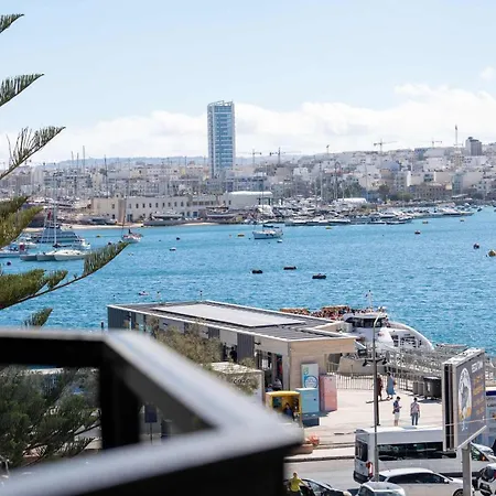 Perfect Sliema With Views Sleeps 8 公寓
