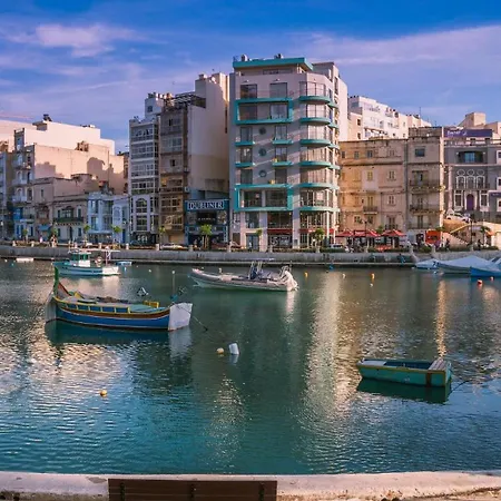 Perfect Sliema With Views Sleeps 8 公寓 *